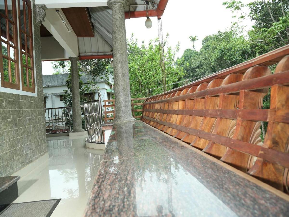 Mangalappillil Homestay Munnar Exterior photo